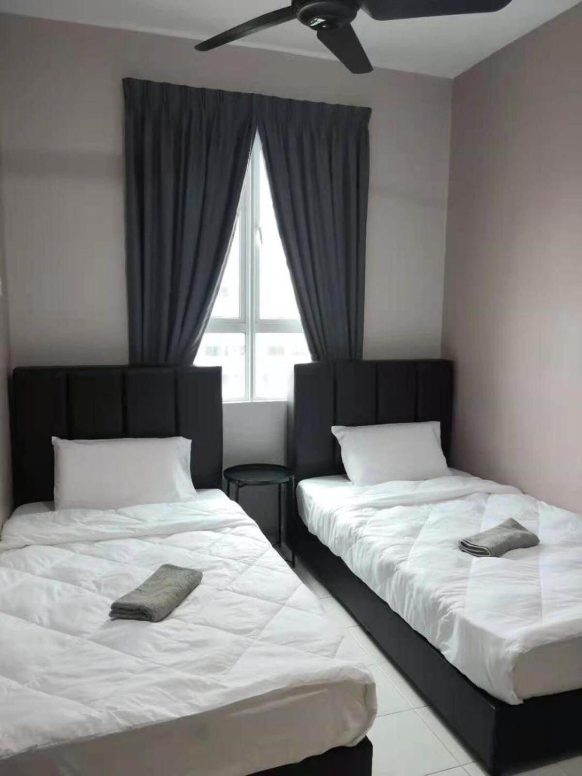Infinity Sea View Pool Beach View 3Rooms 2Parkings Kuala Terengganu Exterior photo